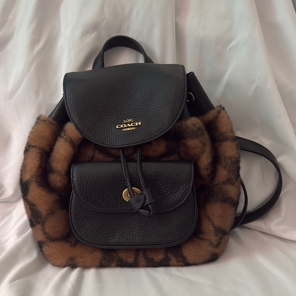Coach X Jennifer Lopez Pennie Backpack 22 In Signature Shearling